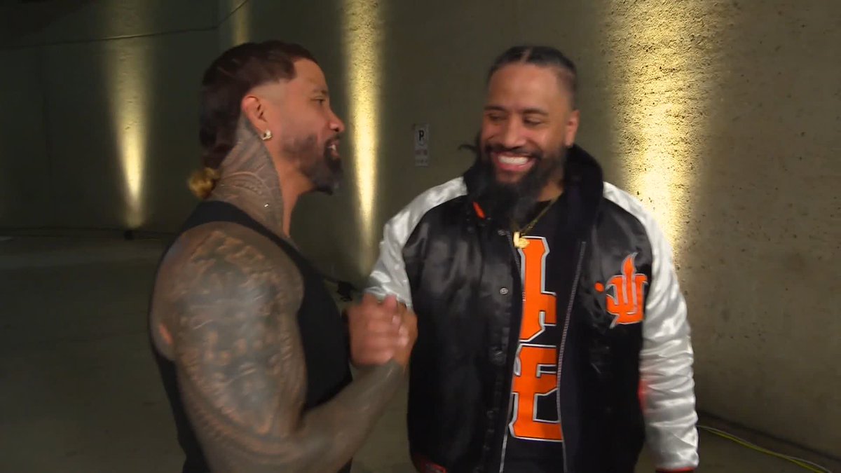 The Usos are ALL about family!! ☝️ The Usos