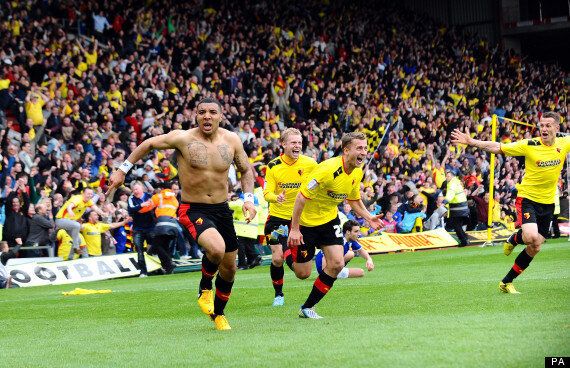 🤯🏴 13 years ago today: one of the most iconic moments in English football... ✨ 🕑 90+6 - Almunia saves penalty 🕑 90+7 - Deeney scores winner Simply INCREDIBLE. This goal sent Watford to the play-off final. 🍿