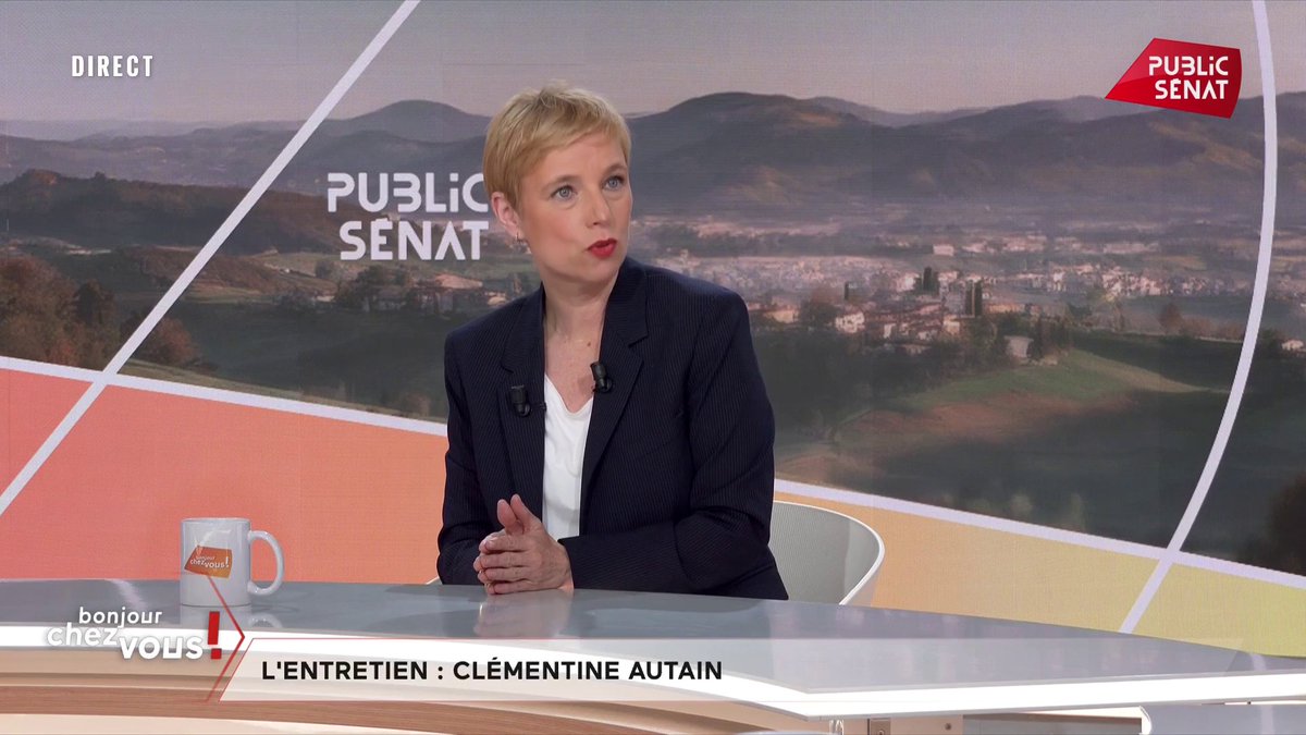 Primaire : "Il faut que le PS tranche et qu'ils arrêtent de nous prendre en otage dans leur congrès permanent. Jusqu’à l’été je me battrai pour que cette primaire existe. Si elle n’a pas lieu, je ne serais pas une candidate de la division." Clémentine Autain #BonjourChezVous