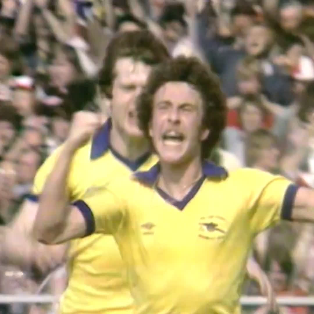 #OTD in 1979: Alan Sunderland scored a dramatic late winner as Arsenal beat Man United 3-2 to win the FA Cup Final, one of the best endings to an FA Cup Final ever.