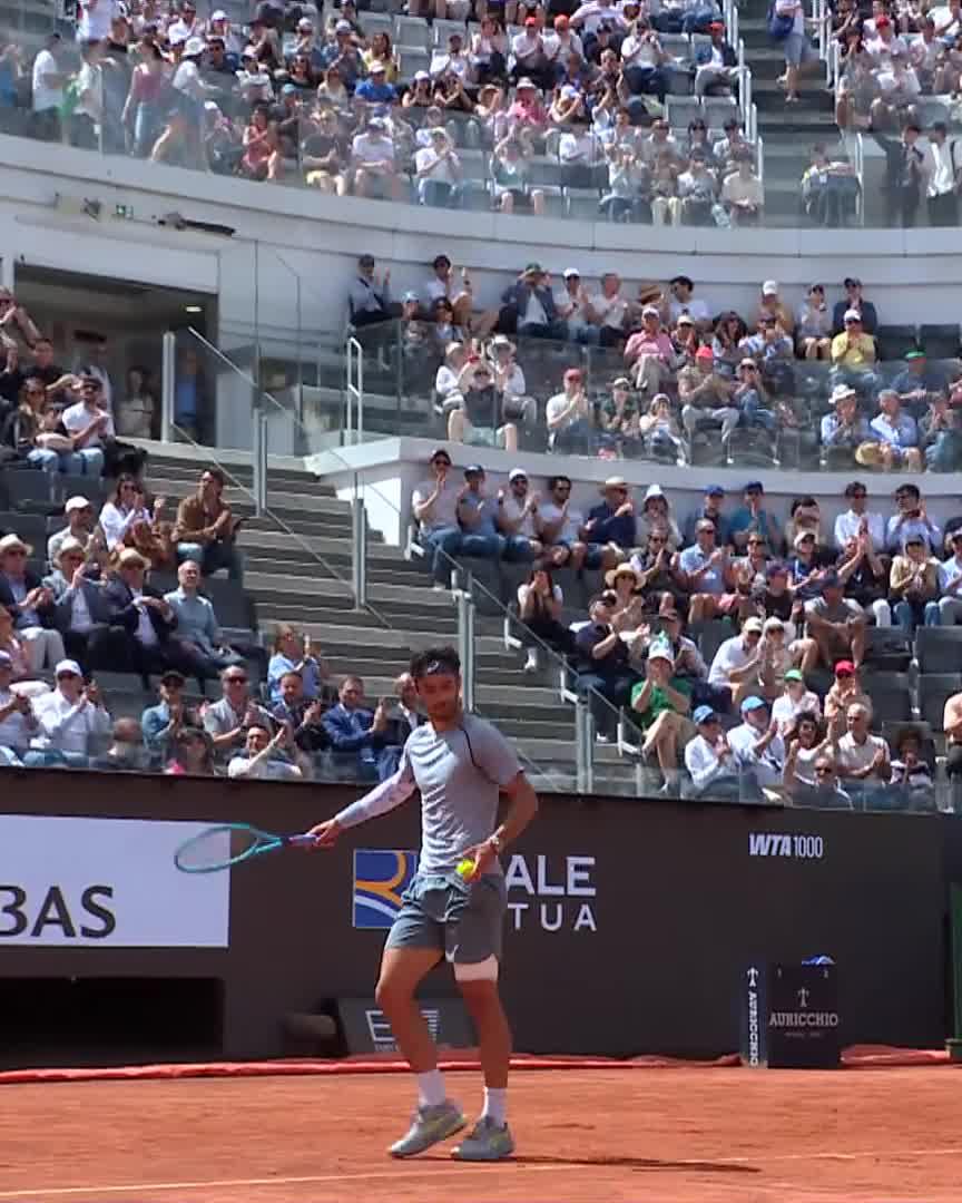 Signature Shot 💥 Lorenzo Musetti #IBI26