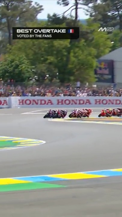 From 8th to P1, overtaking three riders in one corner! 🤯 No wonder Jorge Martín Almoguera has won the best overtake of the #FrenchGP 🇫🇷 #MotoGP