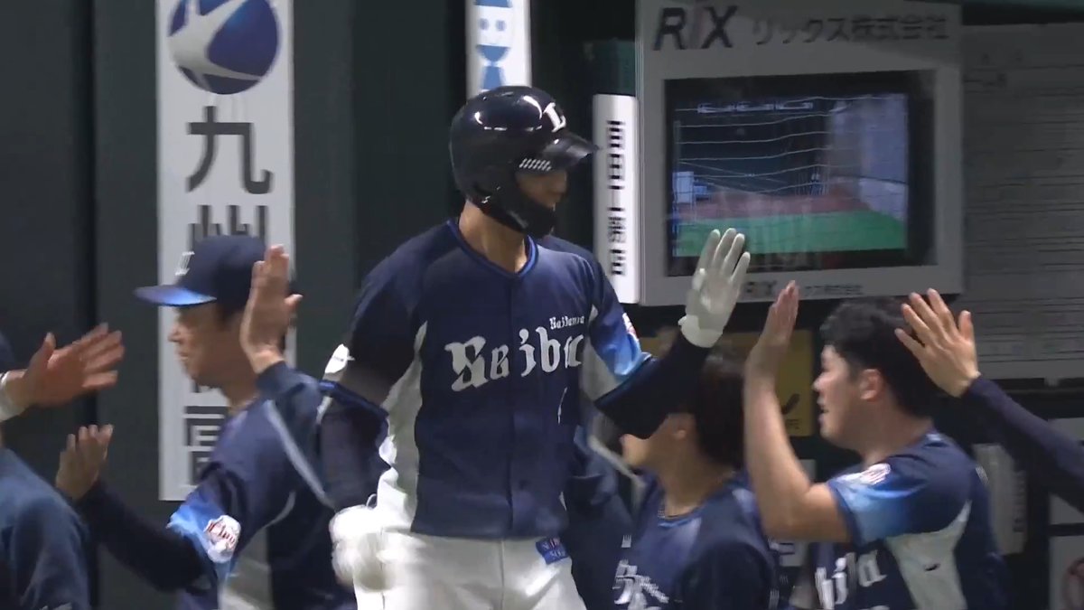 #石井一成 選手が先制のホームランを放つ! 変化球をうまく捉え、スタンドへ叩き込みます! #seibulions #打破