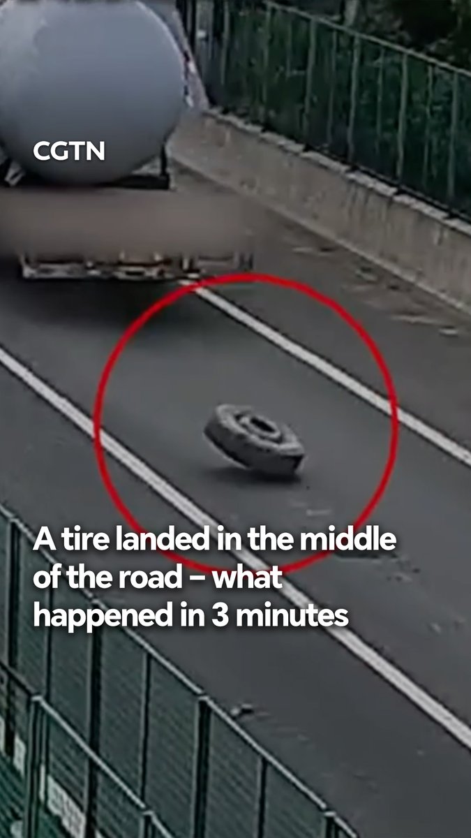 The spare tire of a truck fell off and rolled right into the middle of a busy road. Cars kept swerving around it, and things could've gone bad fast. Then just 3 minutes later, a driver pulled over, got out and moved the tire to the side of the road himself. #ChinaSeen