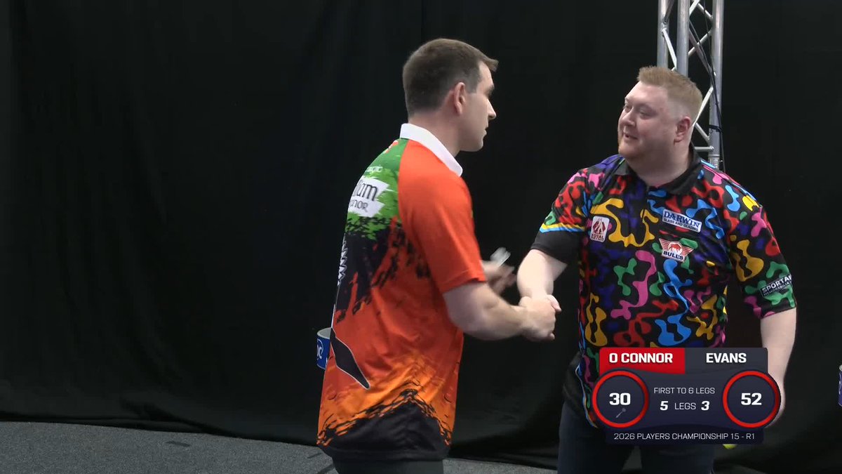 O'CONNOR KO'S EVANS! William O'Connor is through to round two in Leicester, as the Irishman defeats Ricky Evans, beating Rapid 6-3! 📺 #PC15