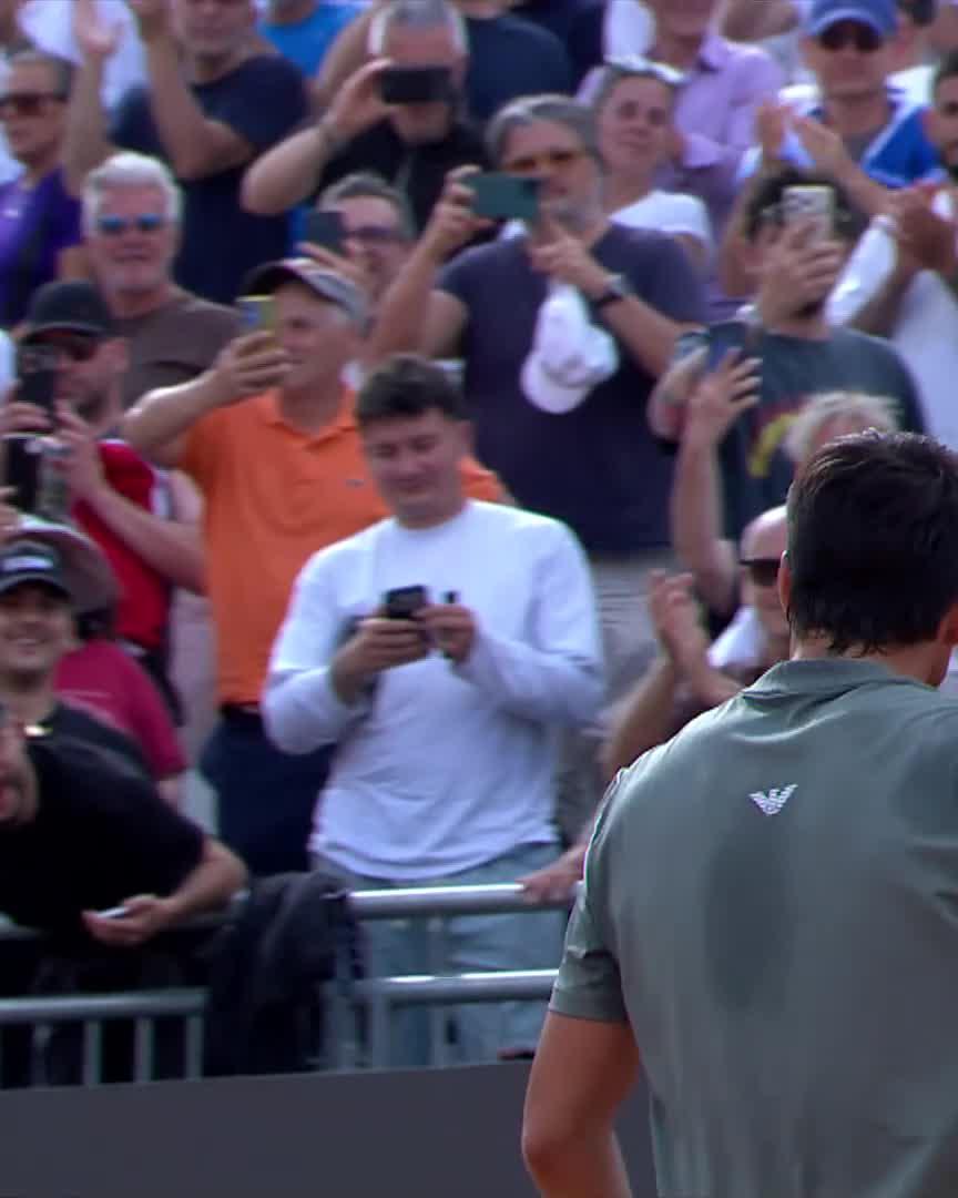 Darderi estaba 1-6 3-5 abajo ante Zverev. Luego, Sascha tuvo CUATRO bolas de partido. ¿Qué pasó después? Remontada de Darderi con un rosco en el tercero. 😳😳😳😳😳😳😳😳😳😳😳😳😳😳