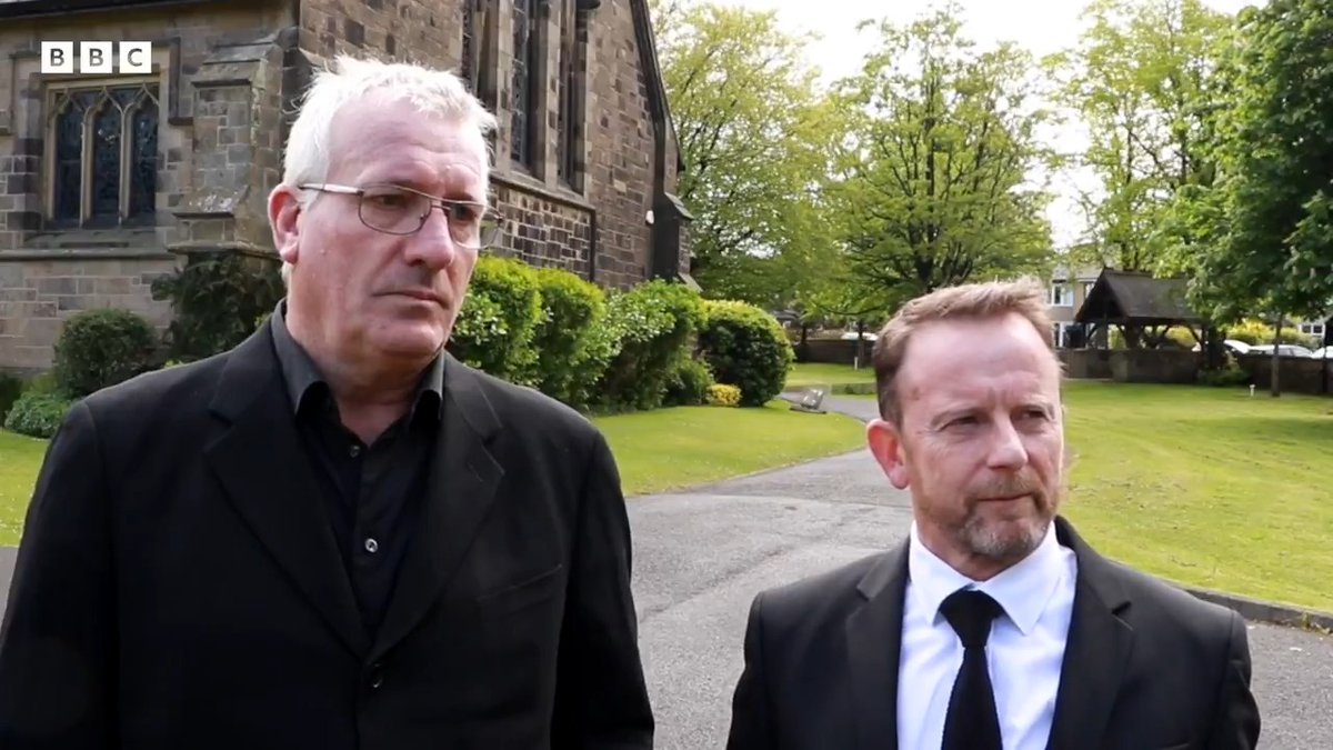 "It's a sad day for #Blackburn #Rovers and it's a sad day for the squad of our era. My memories of him are his sense of humour. He had that glint in his eye." Tim Flowers and Kevin Gallacher remember the great Tony Parkes #bbcfootball