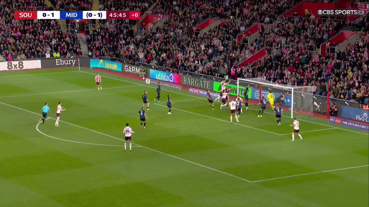 Southampton draw level on the stroke of HT through Ross Stewart 🔴⚪️