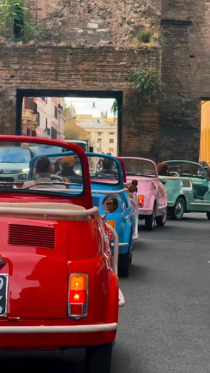 Dolce Vita in Fiat. Rome, Italy 🇮🇹
