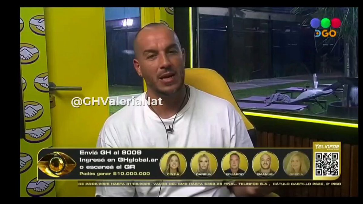EMA:"Re alejada la vi de vos"(La Bomba) ZUNINO:"Por el tigre...dije que me lo regaló una persona especial, y ella también me dijo que el osito que tiene se lo regaló una persona especial...Pablo" EMA:"No se tendria que poner celosa...ella también tiene algo afuera" #GranHermano