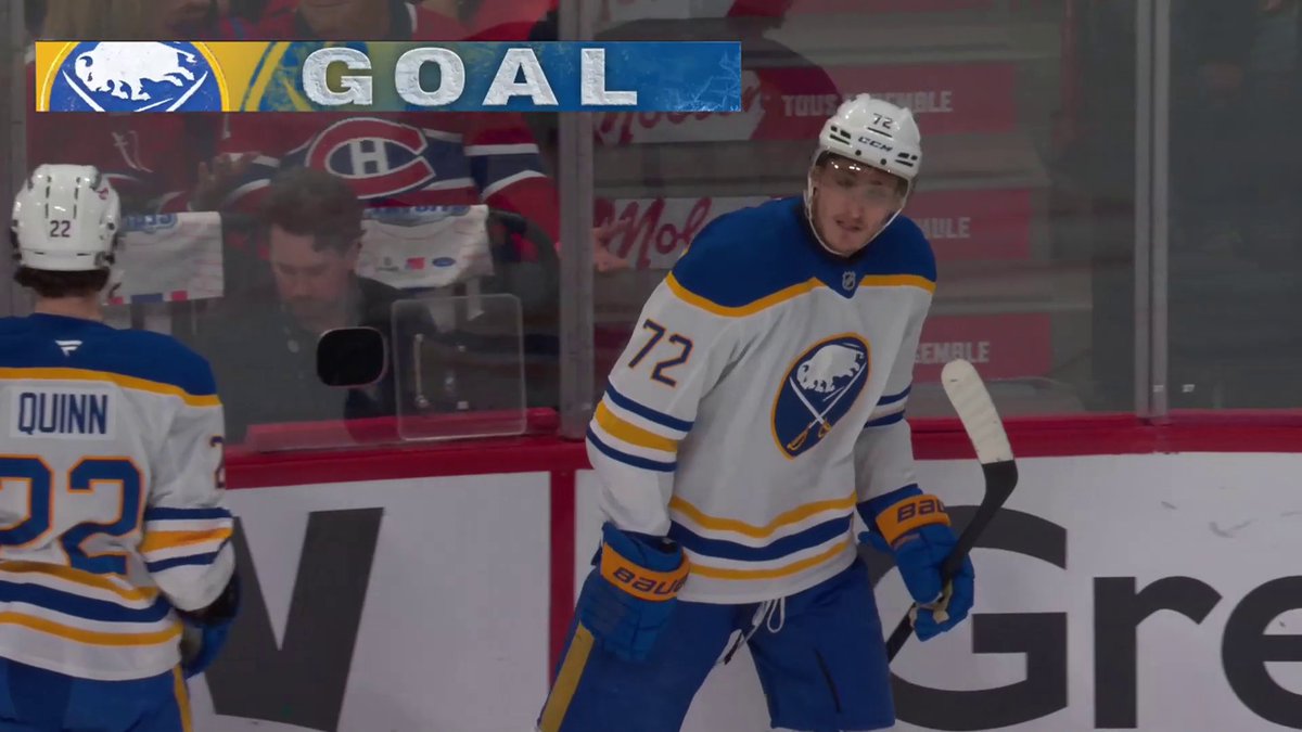 TAGE THOMPSON SCORES A WILD ONE 😱😱😱 This game is tied! #StanleyCup 🇺🇸: ESPN 🇨🇦: Sportsnet & TVA Sports