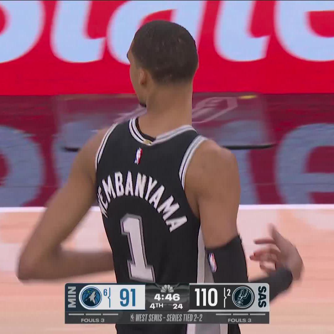WHAT A NIGHT FOR WEMBY! 27 PTS 17 REB 5 AST 3 BLK