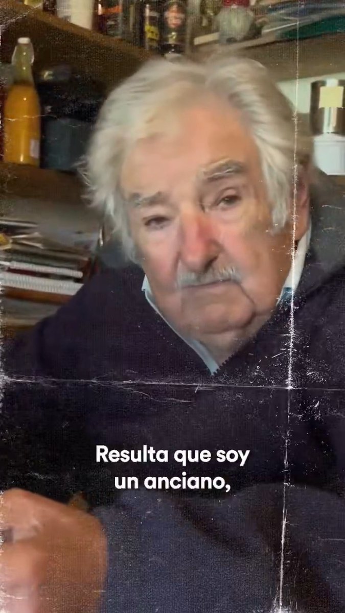 Un año después de tu pérdida, aquí seguimos defendiendo los principios y valores que guiaron tu vida. Solidaridad, humildad, compañerismo, frentes amplios y la lucha por un mundo más justo. Eskerrik asko irakatsitako guztiagatik Pepe!