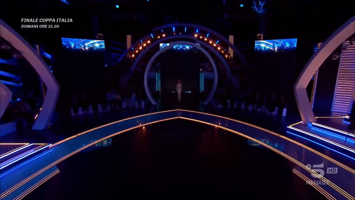La sedicesima puntata del #GFVip regge con oltre 2 mln e il 18,2% nonostante l’eurovision brava Ilary