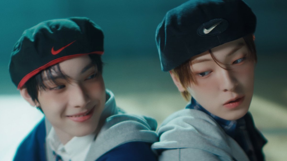 𝖥𝖫𝖠𝖱𝖤 𝖴 𝟣𝗌𝗍 𝖬𝗂𝗇𝗂 𝖠𝗅𝖻𝗎𝗆 [𝖸𝖮𝖴𝖳𝖧 𝖤𝖱𝖱𝖮𝖱] '𝖶𝖠𝖸 𝟤 𝖴' 𝖬𝖵 🧸 #FLAREU #플레어유 #YOUTH_ERROR #WAY2U