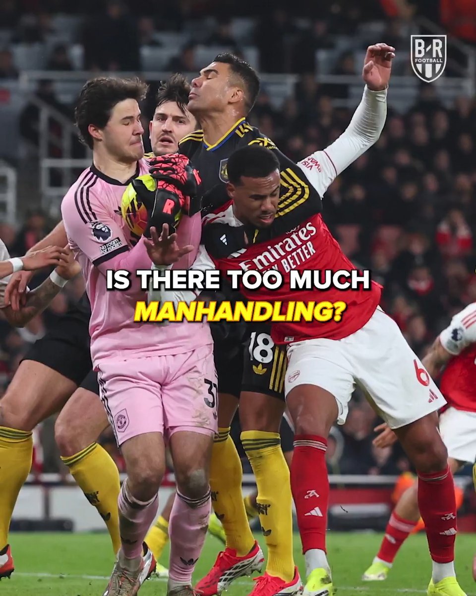 Set pieces in the Premier League currently look more like rugby or the NFL than football—and something needs to change this summer 🏈 (w/ Kam #8🏁, Lyés)