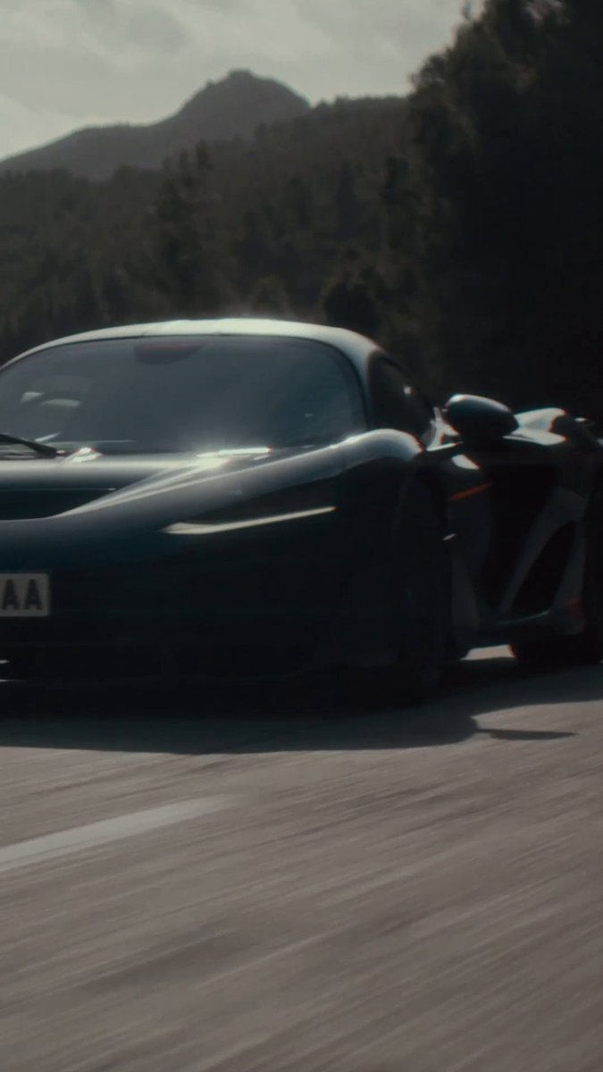 The F1 and P1 set the benchmark. The W1 is the latest to push beyond it. Performance everywhere. Discover the W1: #McLarenW1 #McLaren