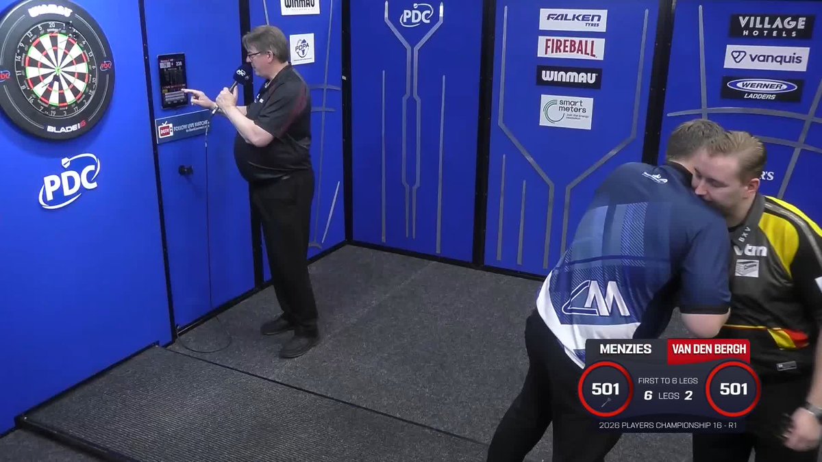COMFY FOR CAMMY! Cameron Menzies is the first player through to round two on Streaming Board Two, defeating Dimitri Van den Bergh 6-2 in a routine victory for the Scotsman! 📺 #PC16