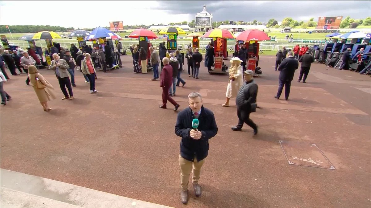 Richard Hoiles in a different place 🤔 He's in the betting ring to explain how the set up works 💷 #ITVRacing | Richard Hoiles