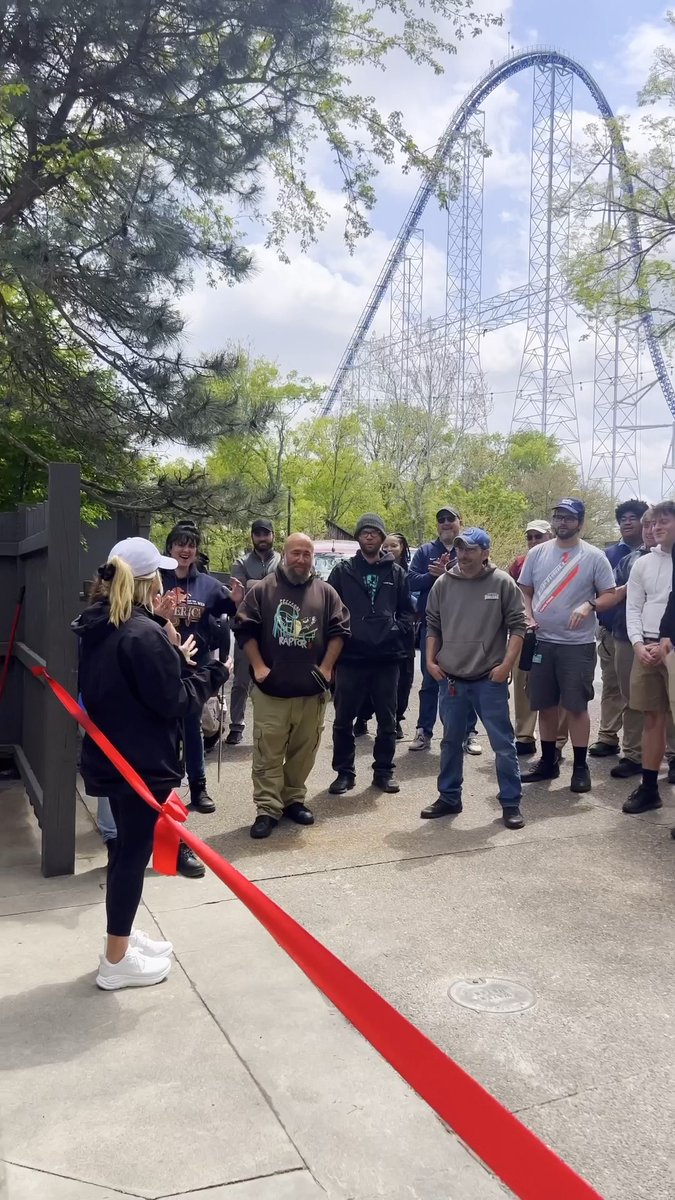 If you visited the park during our opening weekend, you may have noticed the Frontier Trail restrooms got a major overhaul. We, of course, had to celebrate with a ribbon cutting. Shoutout to our park services team for keeping our park, and toilets, tidy. 🚽💩