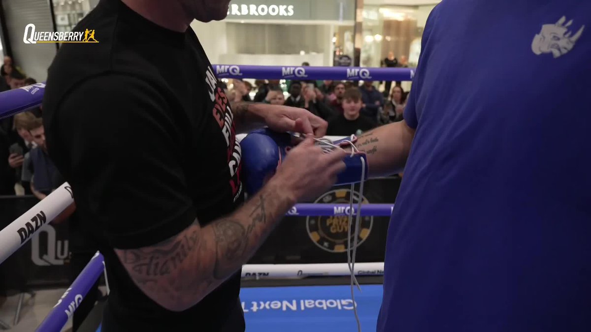MC Devvo raps with the hometown hero Dave Allen in the ring 🎤 #AllenHrgovic | May 16 | Live on DAZN ▪️
