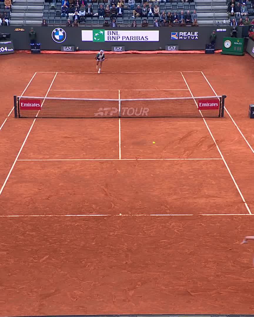 Strong start, strong finish 🏁 The moment Ruud defeated Khachanov to move into his fourth Rome semi-final! #IBI26