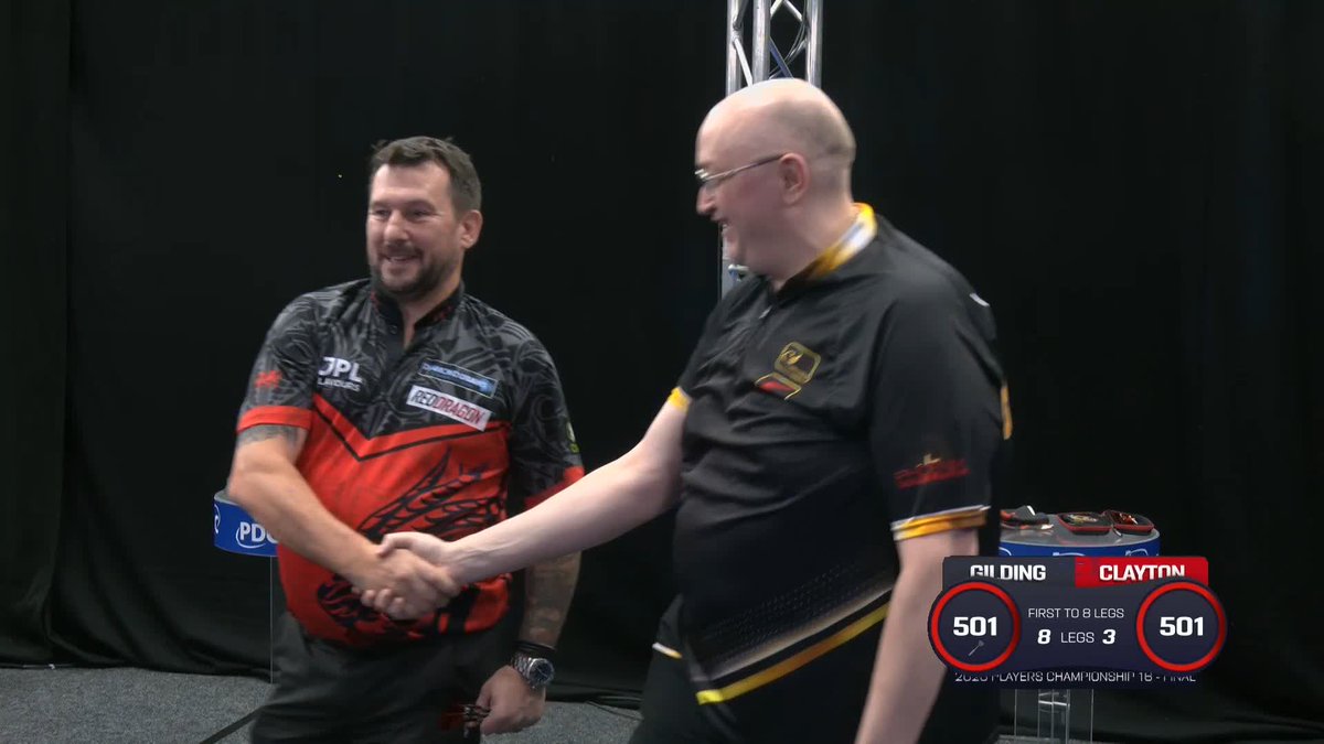 Jonny Clayton just got Goldfingered ๐๐ผ