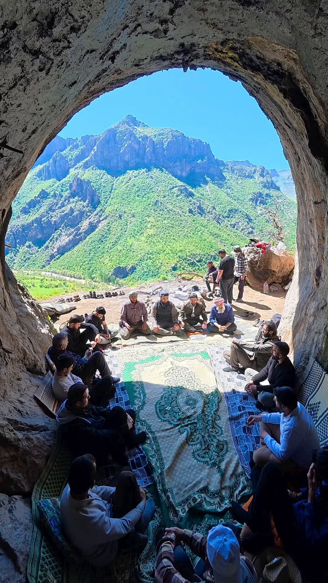 Baharın gelmesiyle birlikte Hakkari’nin doğası… 📹 rahmiiyinc