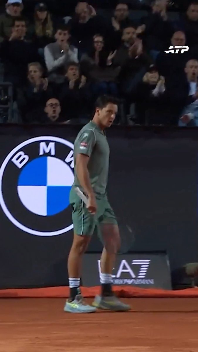Foot on the throttle 🏎️ Luciano Darderi makes the perfect start against Jodar. Internazionali BNL d'Italia | #IBI26