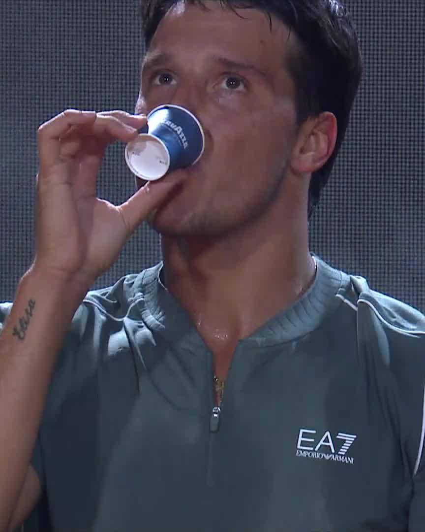 Night-session fuel ☕️ Luciano Darderi #IBI26