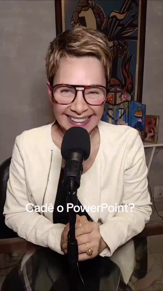 Cadê Andreia Sadi? Cadê Malu Gaspar? Sumiram? Quando o assunto é Lula, aparece até PowerPoint em 4K. Quando envolve o Bolsonarinnho... parece que faltou energia no estúdio da Globo News. #globonews