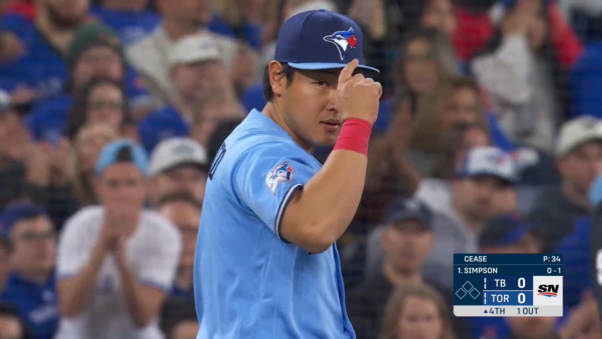 Kazuma Okamoto flashes some leather at the hot corner 🔥