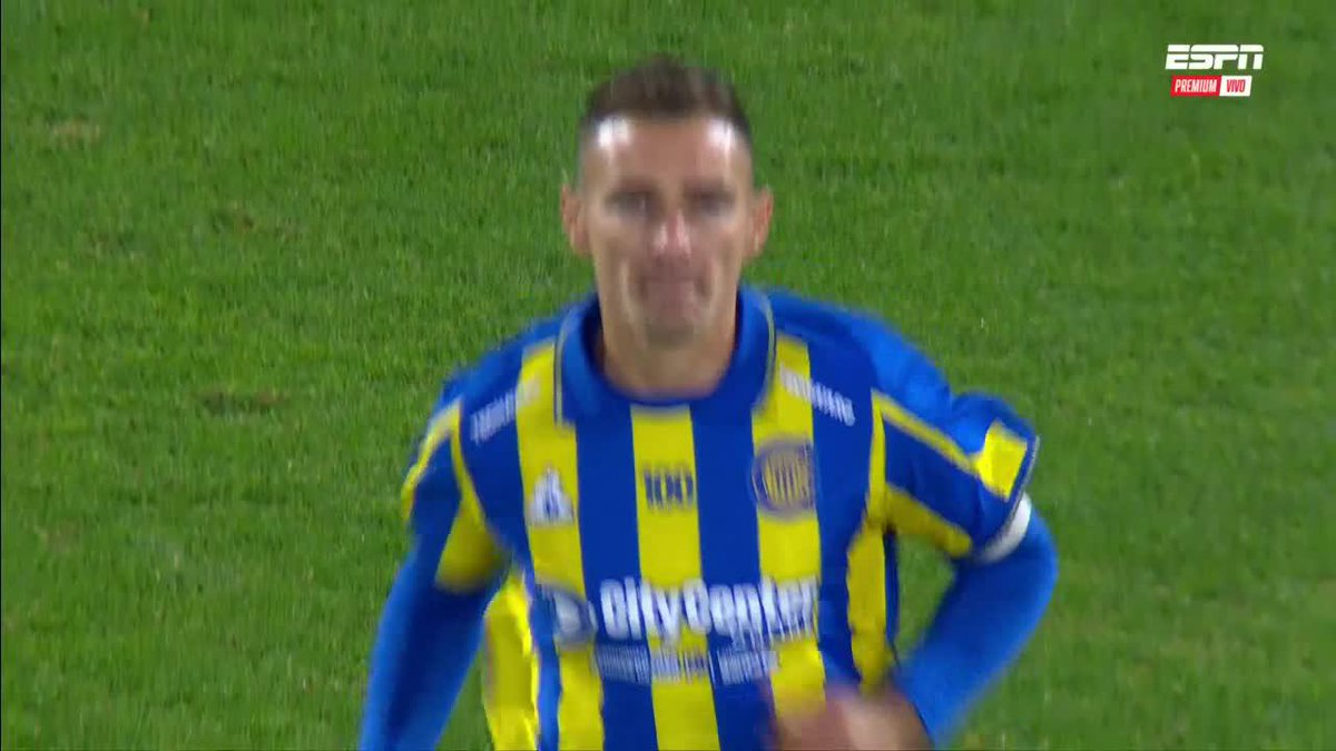 "Marco Ruben": Por su ingreso al partido de Rosario Central contra Racing
