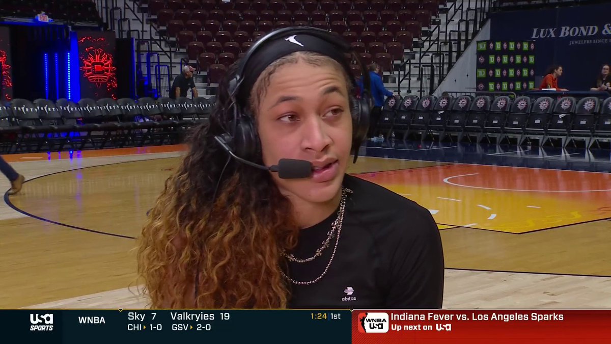 "I remember you, just asking me, a million questions and so excited about the WNBA." Chamique is an OG, there from Chennedy Carter's start at Texas A&M 👏👏👏