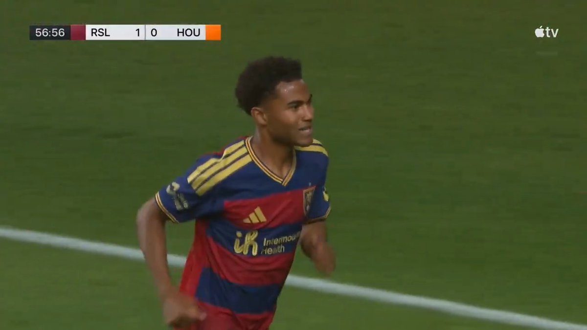 This kid is something else. Checks a lot of boxes. Bright future Meanwhile, good on Yedlin. Nice run &amp; delivery