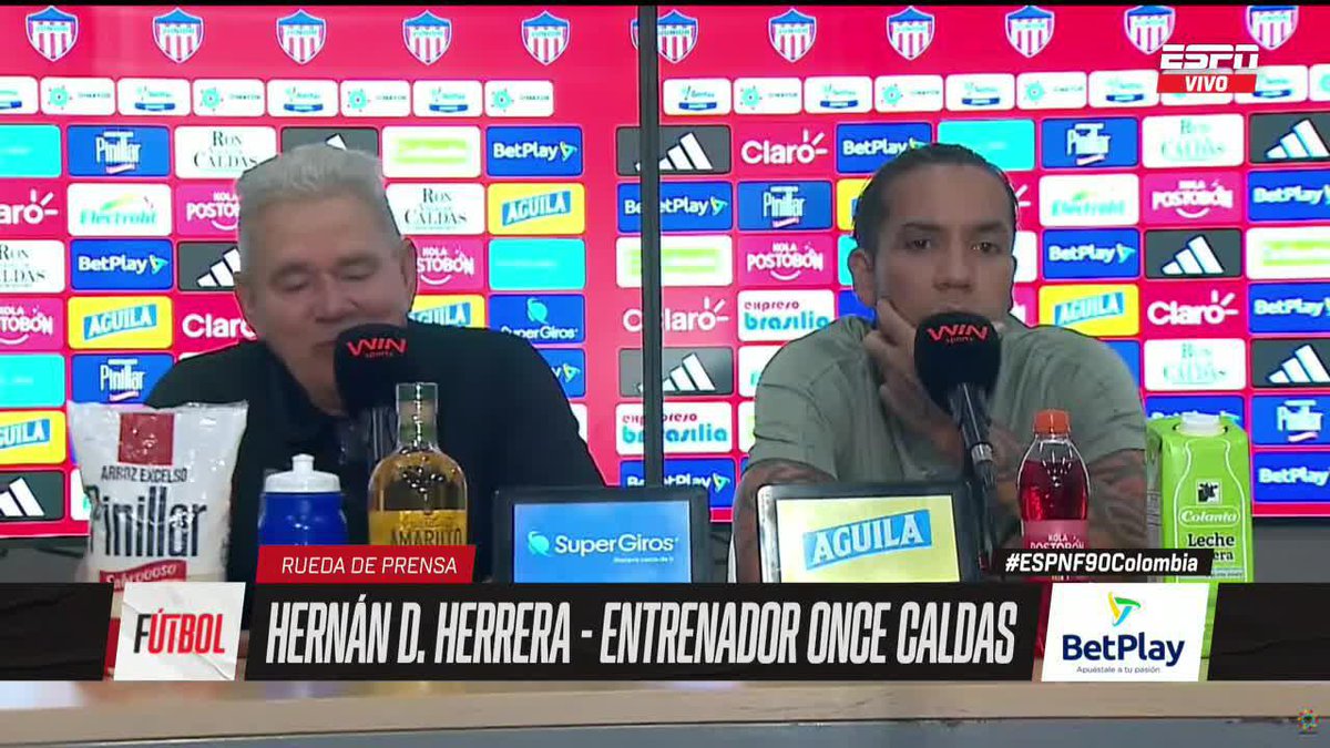 "Muy triste pero darle mérito al arquero del Junior, es un arquero experimentado" Dayro Moreno "Ahí se ve lo CANCHEROS que son los del Junior. ¿10 minutos para cobrar un penal?" Hernán D. Herrera ▶️ No te pierdas #ESPNF90Colombia en el Plan Premium de #DisneyPlus