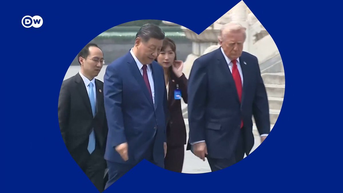 作为1975年以来首度造访天坛的美国在任总统，站在 #习近平 身旁的 #特朗普 被记者现场多次追问 #台湾问题 时，态度是这样的……