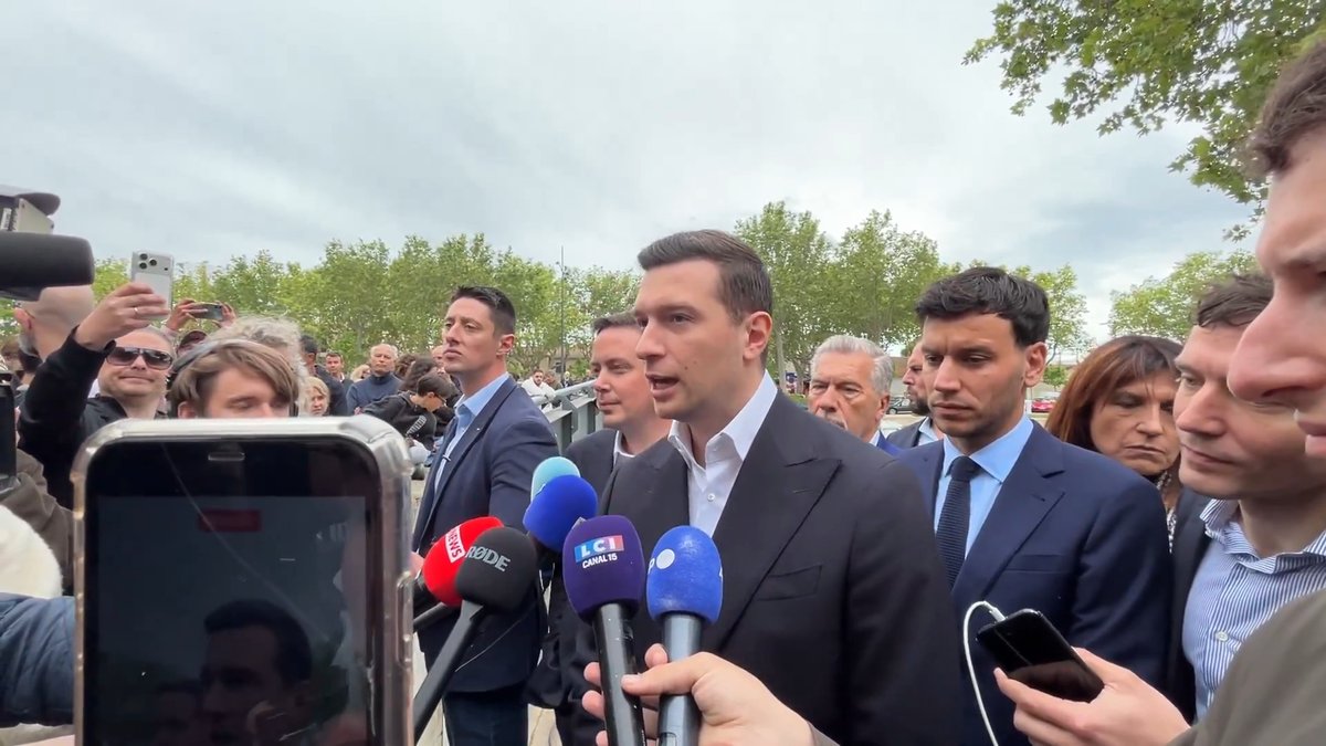 La victoire est possible à l'élection présidentielle. Cette élection est une course contre le temps : dans 5 ans, il n'y aura peut-être plus d'agriculture en France, plus d'usine automobile. Notre adversaire le plus redoutable, c'est le temps qui passe !