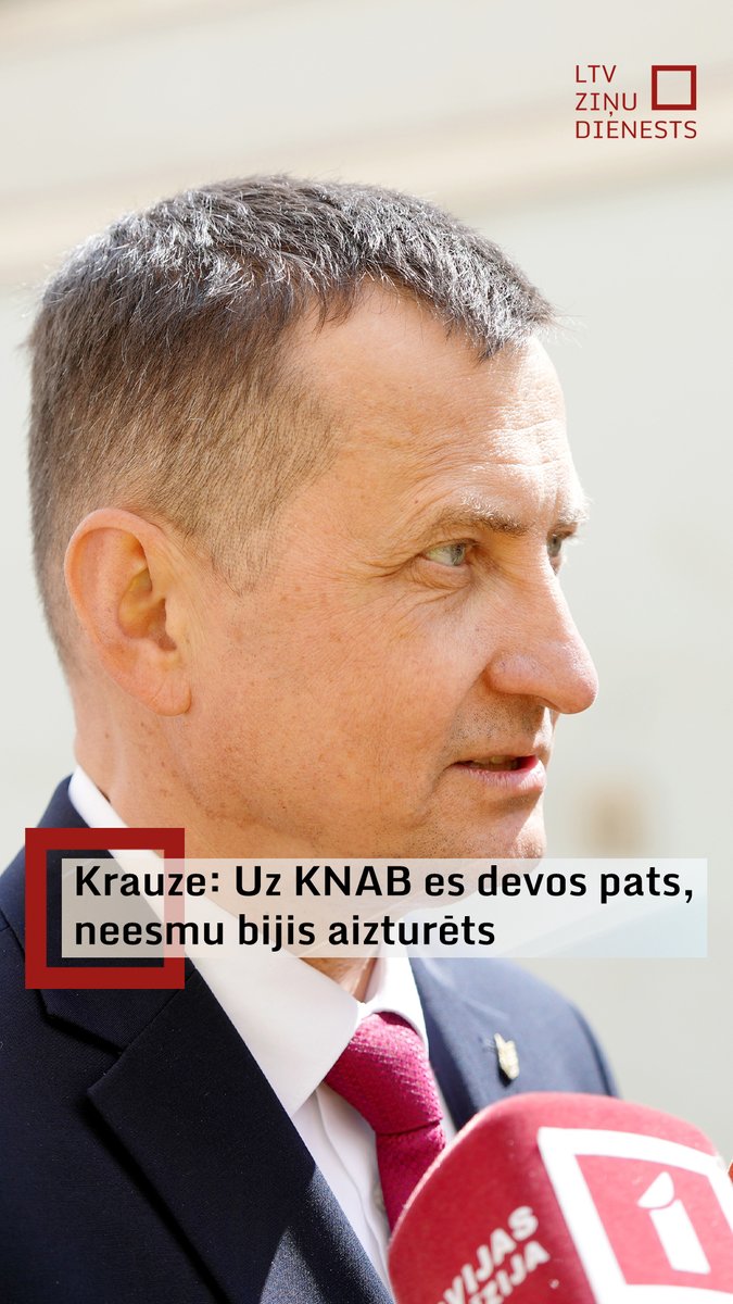 “Tās bija viltus ziņas – es nevienā brīdī neesmu bijis aizturēts. Uz KNAB telpām devos pats, lai sniegtu liecību saistībā ar manu iesniegumu Ģenerālprokuratūrā par tā dēvēto kokrūpnieku lietu,” intervijā LTV pauda no amata atstādinātais zemkopības ministrs Armands Krauze (ZZS).