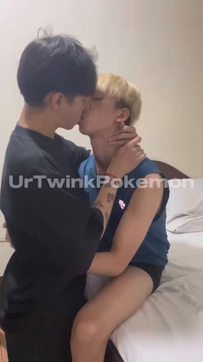 I’ve been wanting to collab Poging Tisoy for so long and finally it happened 🥵 Pogi ✅ Soft Lips ✅ Nice Dick ✅ Magaling Kumantot ✅✅✅✅✅ Quality Poppers from Pinoy Poppers 🇵🇭 | 250K 💥🚀 Full Vid will be available on my Priv TG Channel TG