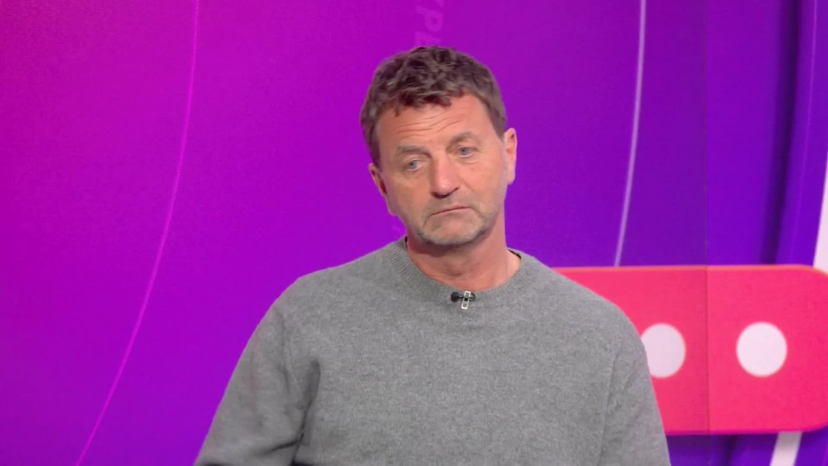 "I would find it difficult to leave him out of the starting XI" 🗣️ Tim Sherwood believes "special" Phil Foden has done enough to make the England squad for the World Cup squad 🏴󠁧󠁢󠁥󠁮󠁧󠁿 #skysportsfc