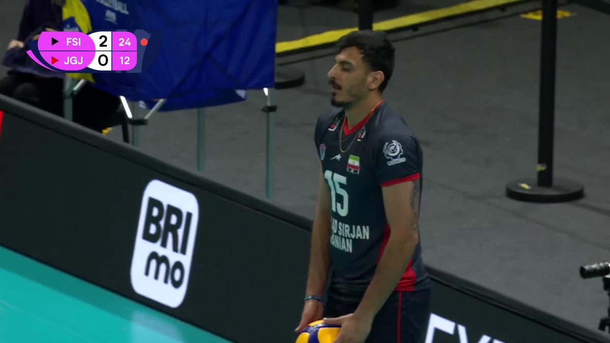 #AVCChampionsLeague 🏆: IRANIAN DOMINATION 🇮🇷 Foolad Sirjan 🇮🇷 really said hold on, we’re the team to beat too 💪🏻! 19 points from Poriya 🇮🇷 and 13 from a not-so-jet-lagged Alex Nikolov 🇧🇬 in their straight-sets win 🔥 🏐 #Volleyball