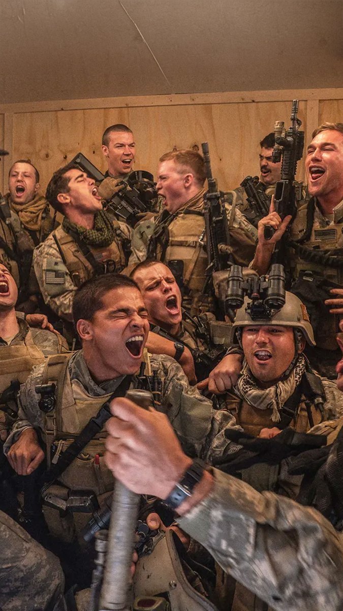 Male bonding but it’s just collectively losing your mind to a 2000s dance anthem. Film: WARFARE (2025)