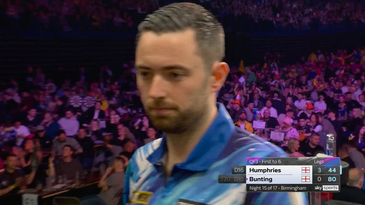HUMPHRIES ON THE CHARGE! Luke Humphries is averaging over 105 as he blasts into a 4-0 lead over Stephen Bunting! 📲 #PLDarts
