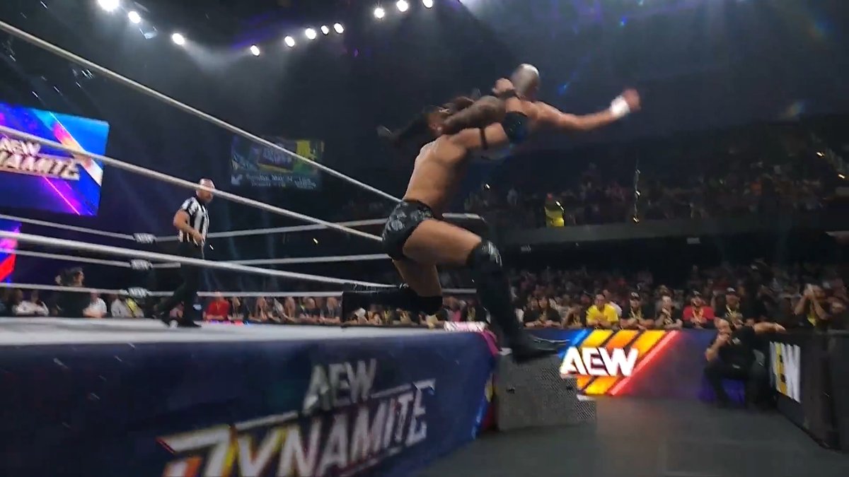 AEW World Champion DARBY ALLIN defended his title against the pure power of "The Alpha" Konosuke Takeshita in our Dynamite MAIN EVENT! Watch the #AEWDynamite replay RIGHT NOW on @HBOMax!