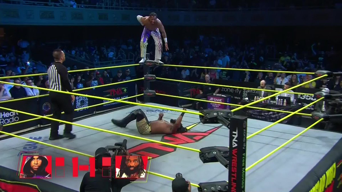 .PRYME Alexander and LEON SLATER are laying it all on the line for the X-Division Championship! #TNAiMPACT