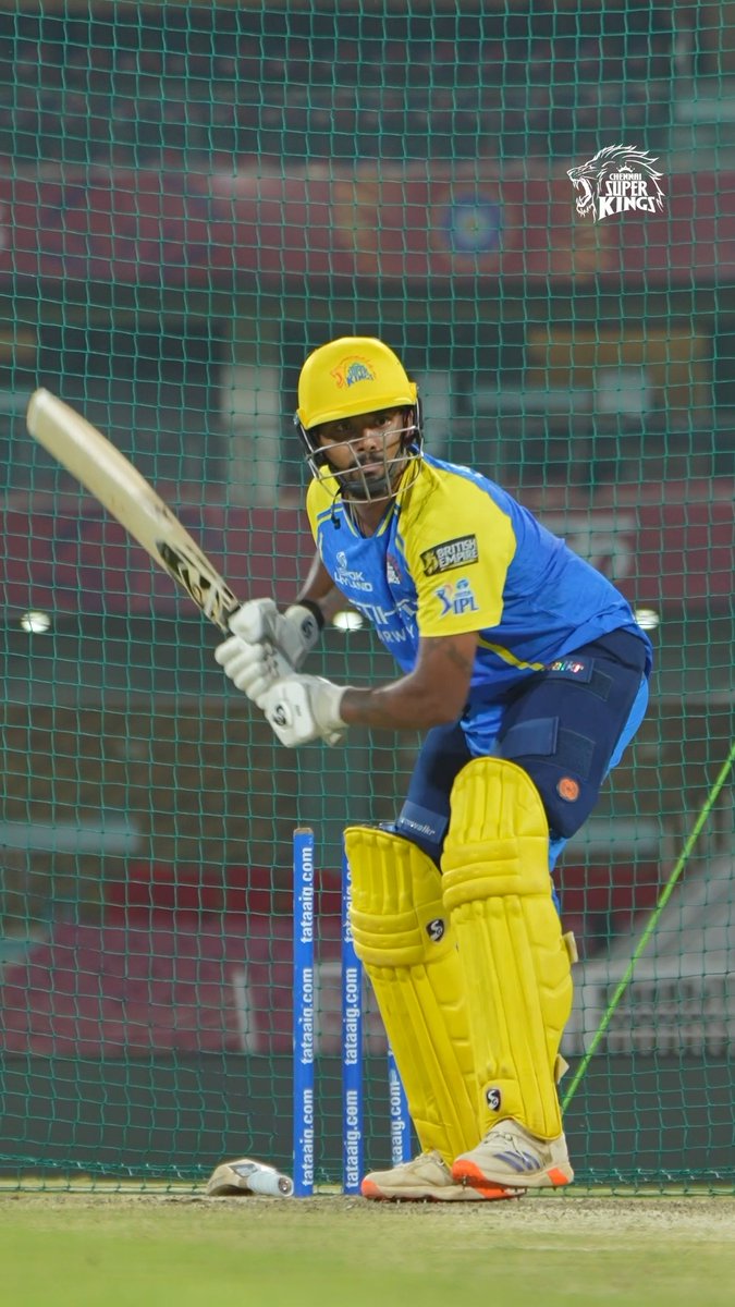 A glimpse of Macneli’s roar! 🦁🔥 #WhistlePodu #LSGvCSK