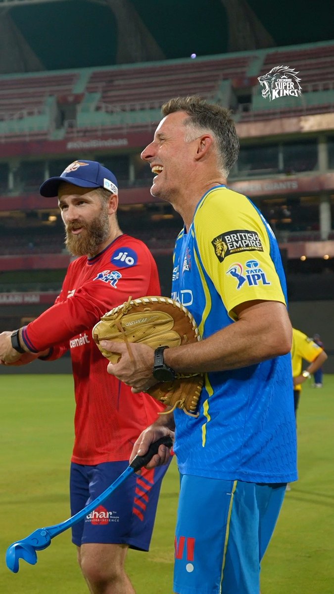 All smiles before the showdown! 💪💛 #WhistlePodu #LSGvCSK