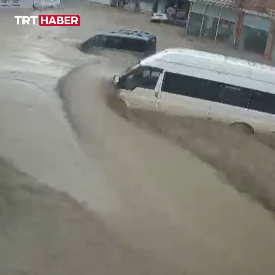 Samsun Havza'da meydana gelen sele ait yeni görüntüler ortaya çıktı.