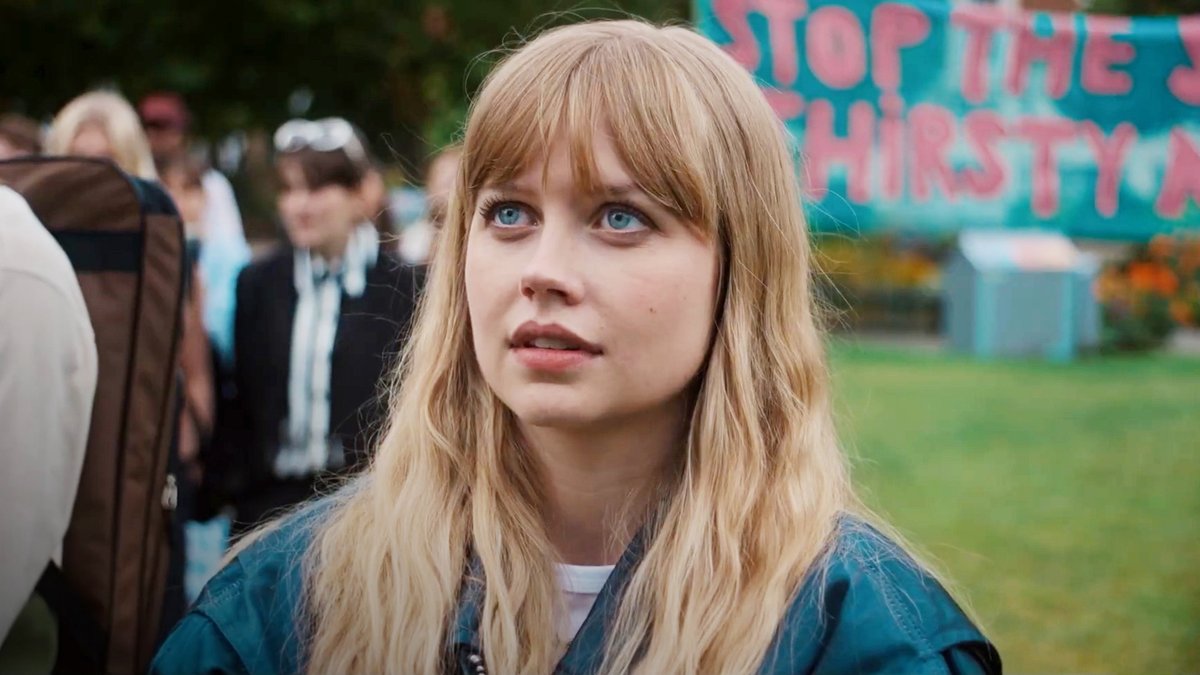 Angourie Rice and Spike Fearn star in the trailer for the new romcom #FindingEmily. In theaters August 28.